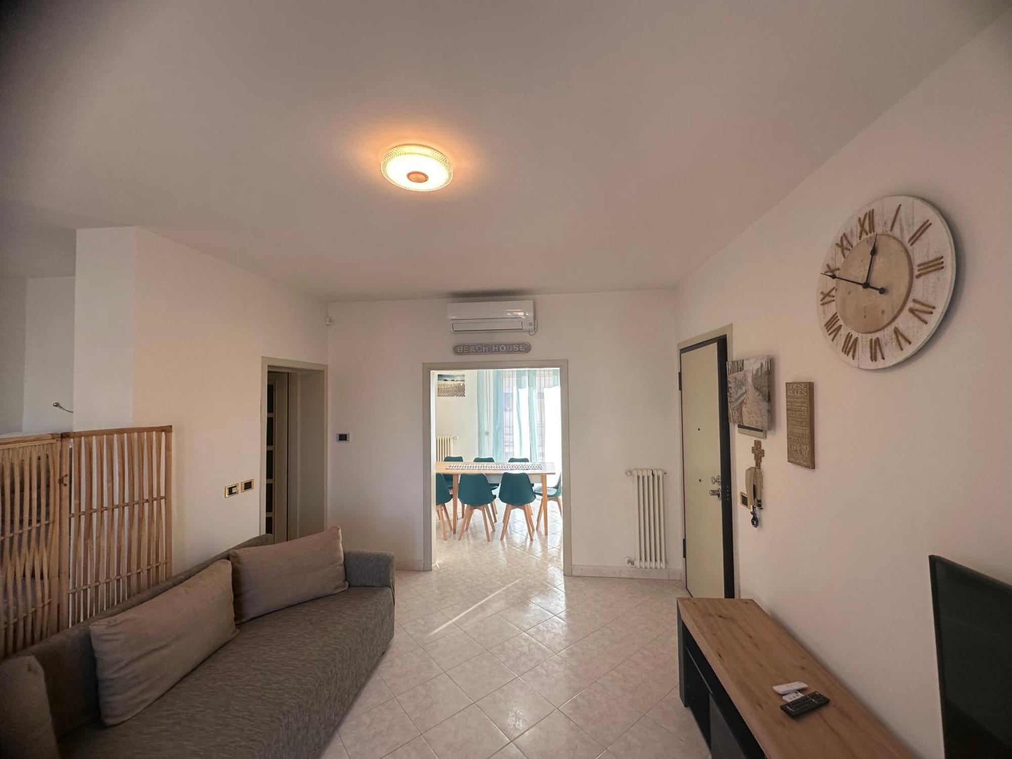 Beach House Holiday Apartments Rímini Exterior foto